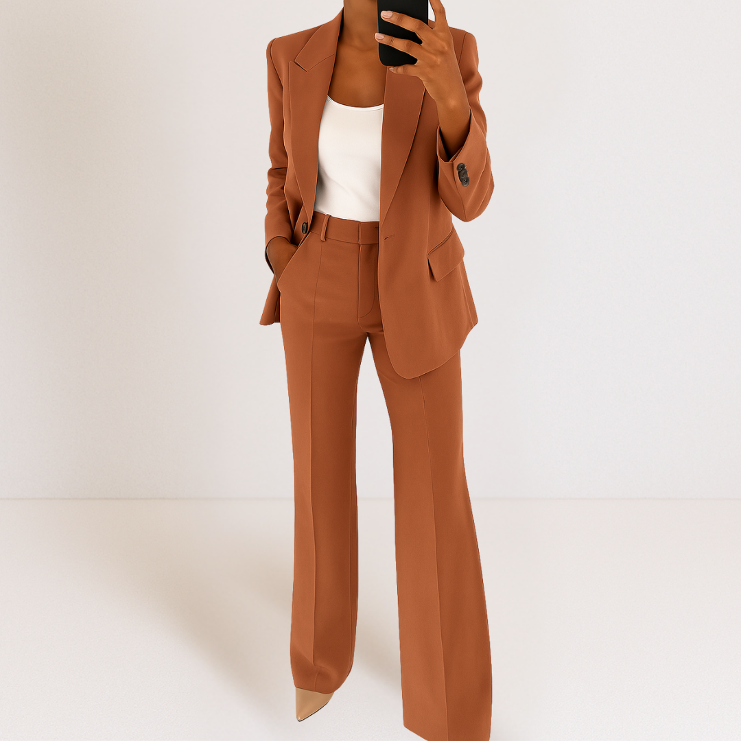 Elegant and Modern Two-piece Suit